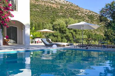 Вилла Secluded lovely Villa Amadeus in Poros