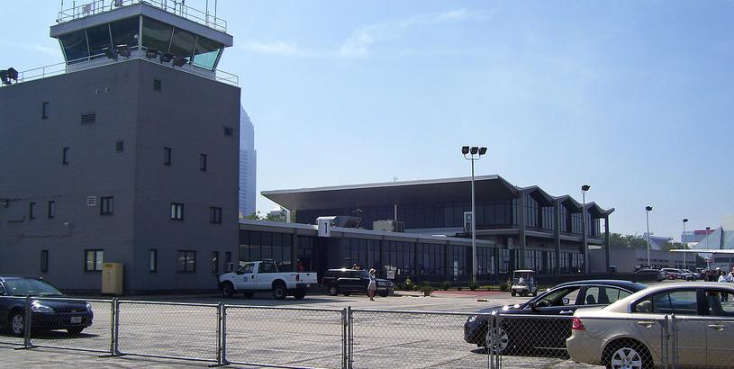 Аэропорт Бёрк-Лейкфронт (BKL), Кливленд, Соединенные Штаты