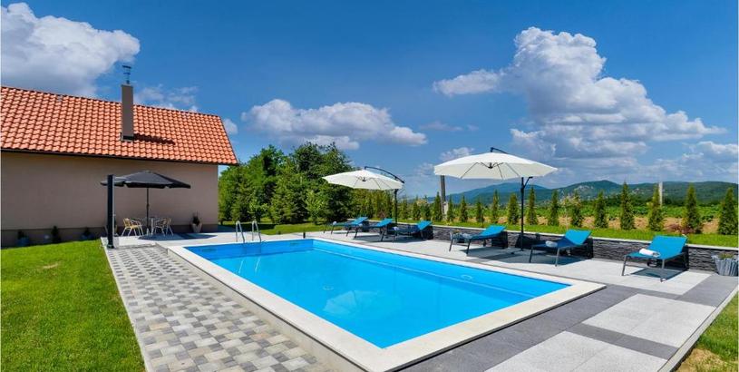Holiday home Stunning Home In Novi Marof With Wifi, Outdoor Swimming Pool And Sauna