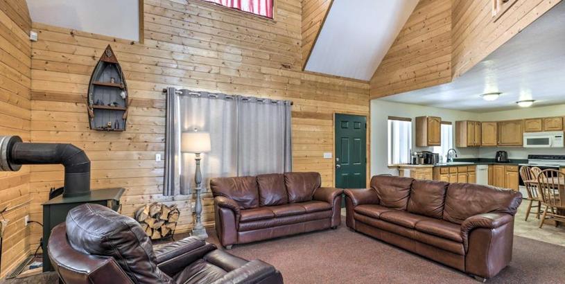 Hotel Pet-Friendly Cabin in Fruitland with ATV Trails