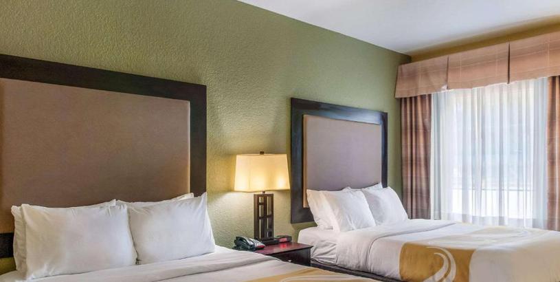 Отель Quality Inn & Suites Slidell