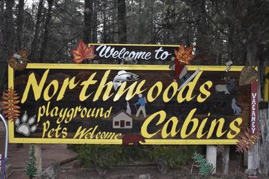Лодж Northwoods Resort Cabins