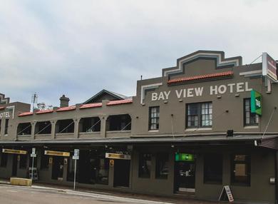 Отель Bayview Hotel - Batemans Bay