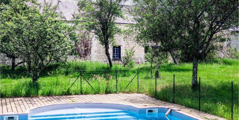 Holiday home Stunning home in Bourgueil with 5 Bedrooms, WiFi and Outdoor swimming pool