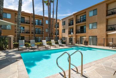 Hotel Sonesta Select Huntington Beach Fountain Valley