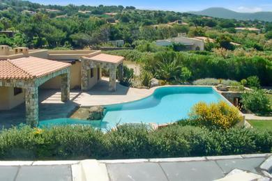 Villa Villa de 4 chambres a Corbara a 20 m de la plage avec vue sur la mer piscine privee et jacuzzi