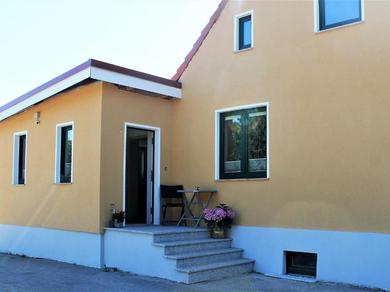 Апартаменты Exclusive villa in the countryside of Pistoia with private pool and bubble bath