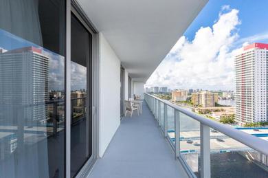 Apartments Luxury Family Rental three bedroom Hyde Beach House Resort Miami 22th floor