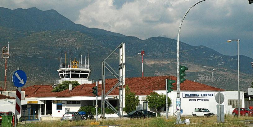 Аэропорт Неа Анхилаос (VOL), Неа Анхиалос, Греция