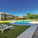 Holiday home Amazing home in Drazice with 5 Bedrooms, WiFi and Outdoor swimming pool
