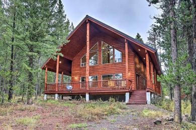 Holiday home Luxe Island Park Cabin with National Forest Views!