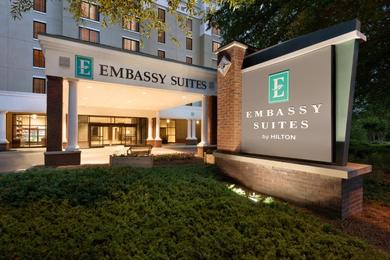 Отель Embassy Suites by Hilton Atlanta Alpharetta