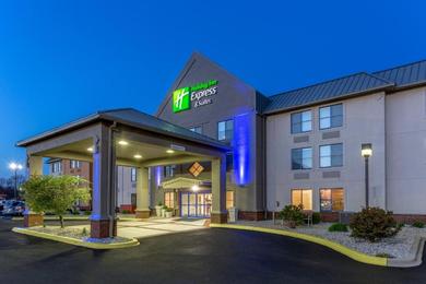 Отель Holiday Inn Express Scottsburg, an IHG Hotel