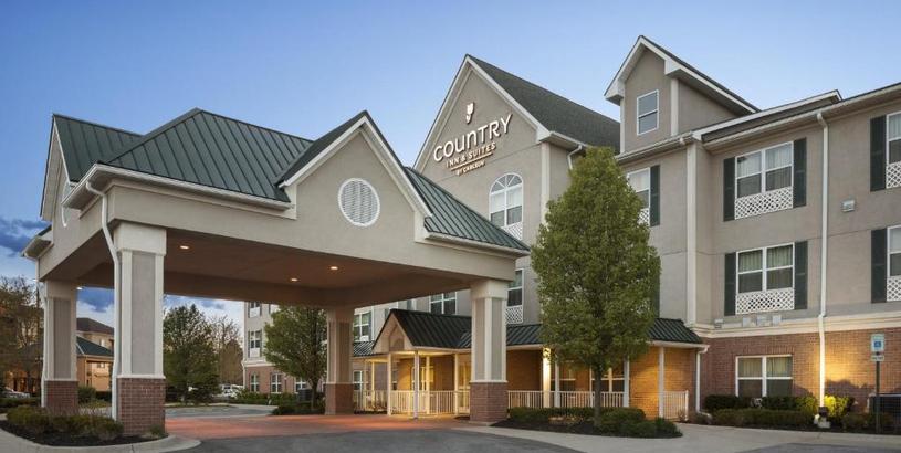 Hotel Country Inn & Suites by Radisson, Toledo South, OH