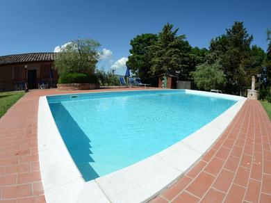 Holiday home Cozy Holiday Home with Swimming Pool and A C