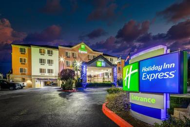 Отель Holiday Inn Express Castro Valley, an IHG Hotel
