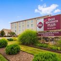 Отель Best Western Plus Crossroads Inn & Suites