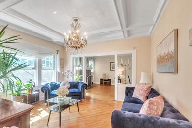 Stylish 3bd, 2ba House. 30 mns to NYC & 10 mns to EWR, 20 mn to American Dream Mall