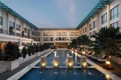 Отель Aryaduta Medan
