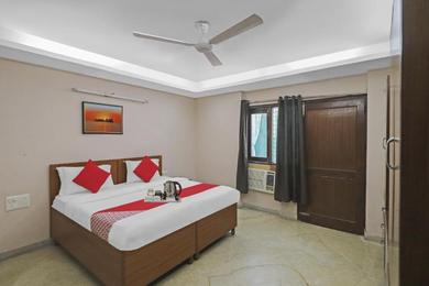 Hotel OYO 87728 Shivam Residency
