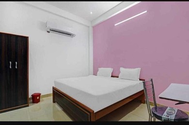 Apartments Spot ON HOME 81265 Hotel Sitasmriti