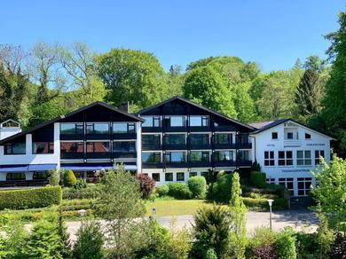 Отель Hotel Schloss Berg