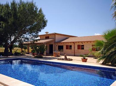 Holiday home Modern country house with pool and mountain views 2 km from the sea