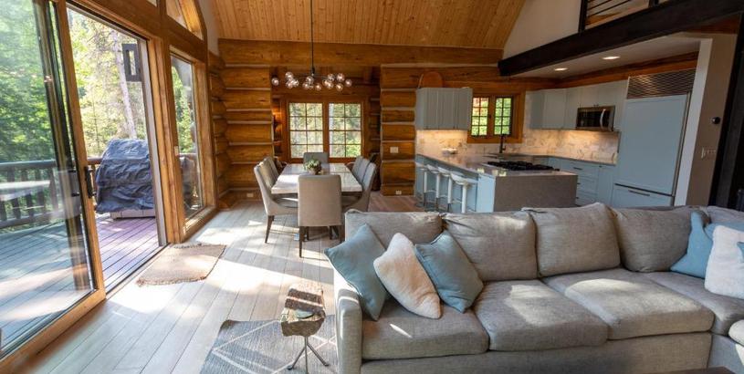 Holiday home Updated 6BR ski-in/ski-out mountain modern chalet with hot tub and newest tech