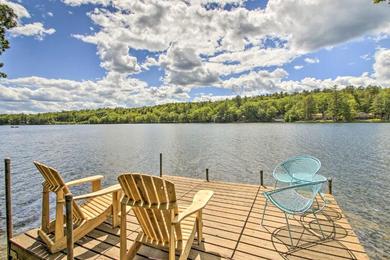 Holiday home Waterfront Escape with Kayak, Paddle Boards, and Sauna