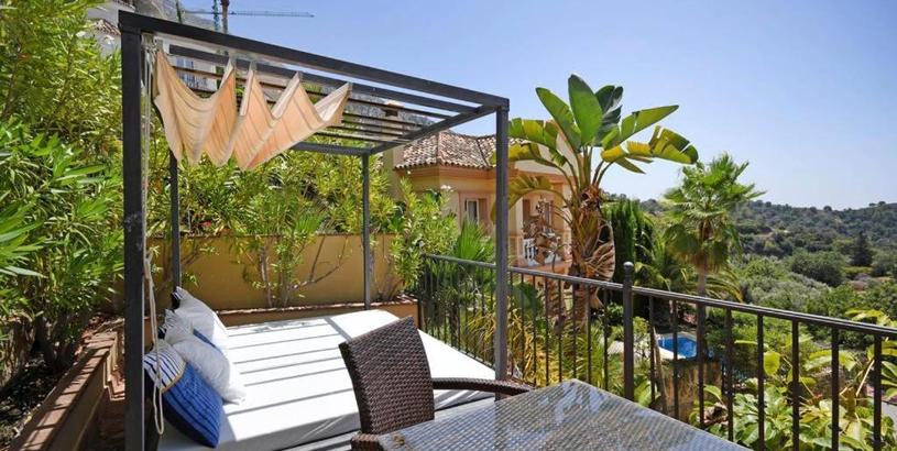 Villa Villa in El Angel Sleeps 8 with Pool and Air Con