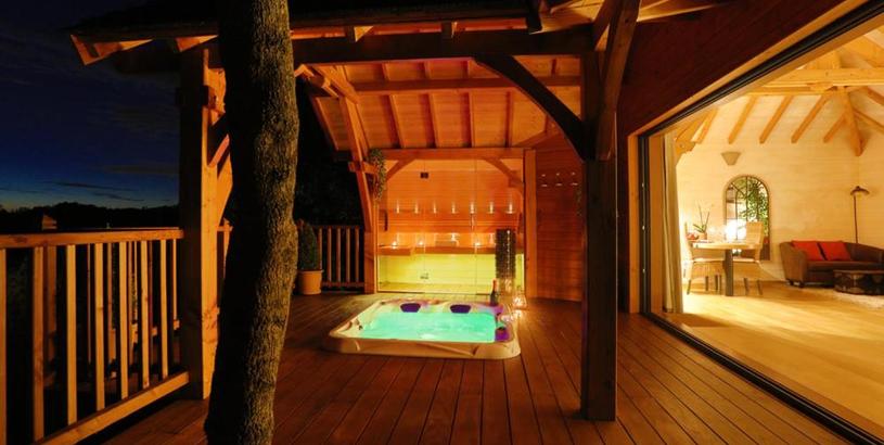 Guest house Cabane de Prestige avec Jacuzzi et Sauna privatifs