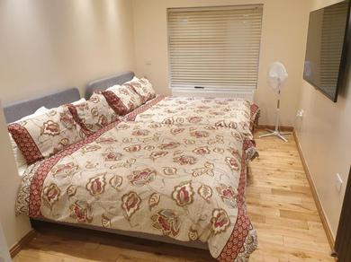 Apartments London Luxury Apartments 1min walk from Underground, with FREE PARKING FREE WIFI