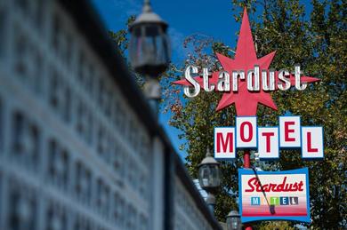 Мотель Stardust Motel