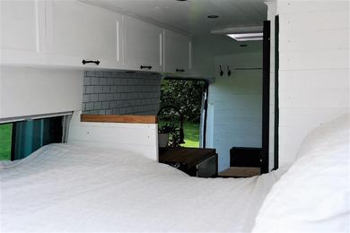 Дом отдыха Superb 4 berth Campervan with Kingsize bed