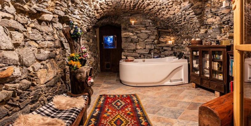 Апартаменты Castello di Darany,dimore con spa private con Jacuzzi e saune