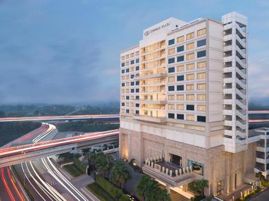 Hotel Crowne Plaza New Delhi Mayur Vihar Noida, an IHG Hotel