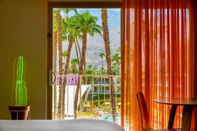 Отель The Saguaro Palm Springs