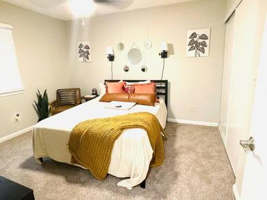 Apartments The Cozy Suite -1 bdrm- 30 mins from everything