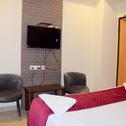 Отель Hotel V inn Sindhi Camp