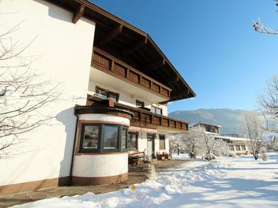 Апартаменты Inviting Chalet in Kirchdorf in Tirol near City Centre