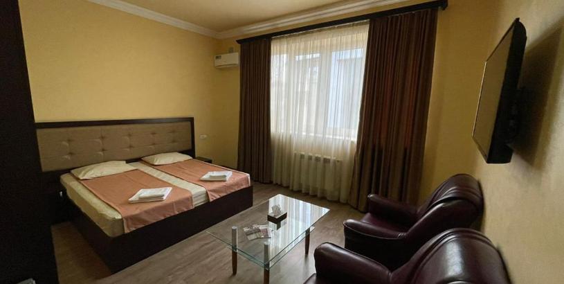 Отель MBM Hotel Yerevan