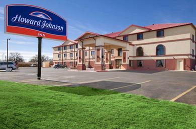 Отель Howard Johnson by Wyndham Lubbock TX