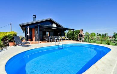 Chalet House of Nature with Swimming pool, Sauna and Jacuzzi MIN 2 nights
