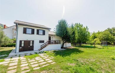 Holiday home Amazing home in Blato na Cetini with WiFi and 3 Bedrooms