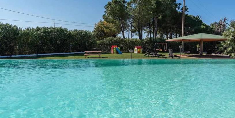 Villa Alghero Villa indipendente con Piscina per 16 persone con 8 camere 4 bagni