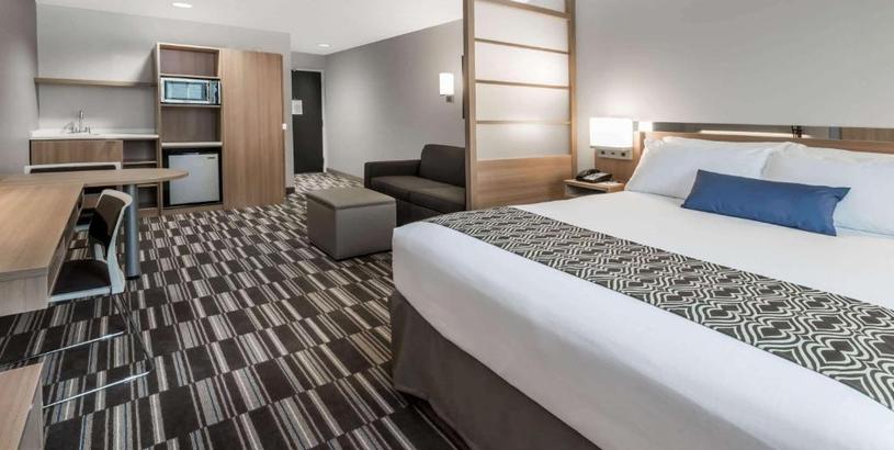 Отель Microtel Inn & Suites by Wyndham - Penn Yan