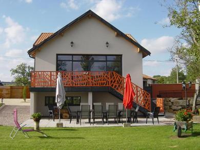 Holiday home Lush Home in Gondrecourt le Ch teau with Pool and jacuzzi