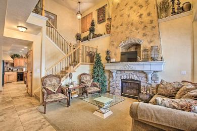 Holiday home Luxury Powder Mtn Oasis with Hot Tub and Game Room!