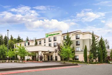 Отель Holiday Inn & Suites Bothell an IHG Hotel