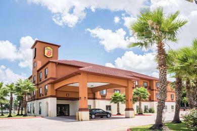 Hotel Super 8 by Wyndham Brookshire TX